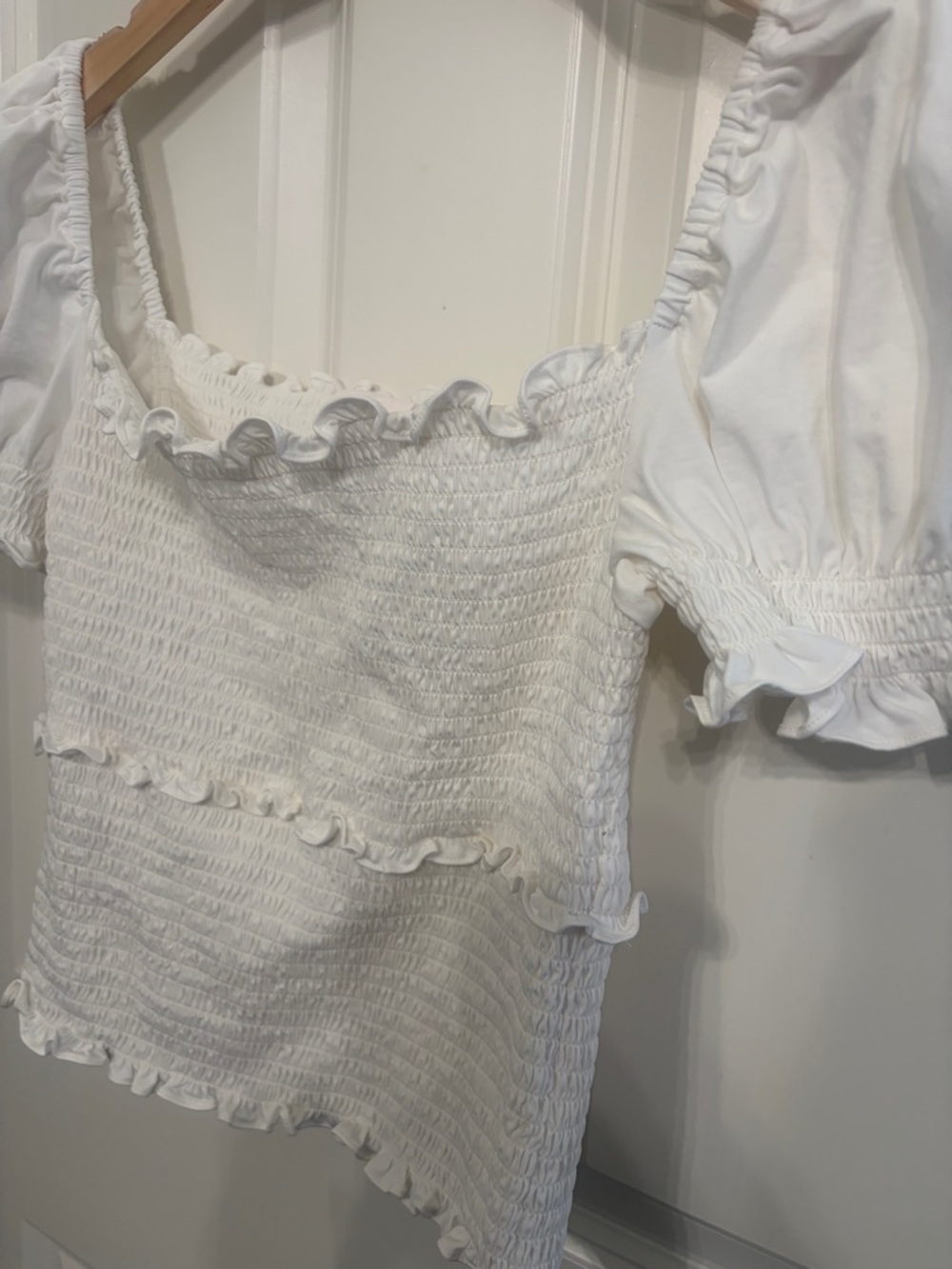 Like new designer Cinq a Sept White Smocked Puff Sleeve Square Neck Top size S. - Picture 7 of 12